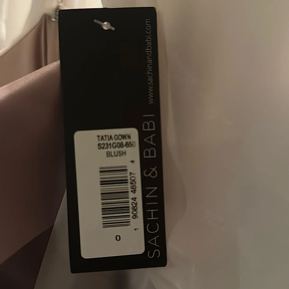 SACHIN & BABI Tatia Gown NWT - Blush - Picture 4 of 9